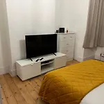 Fulham Tranquil 2Bd King Bed Home With Parking & Gdn