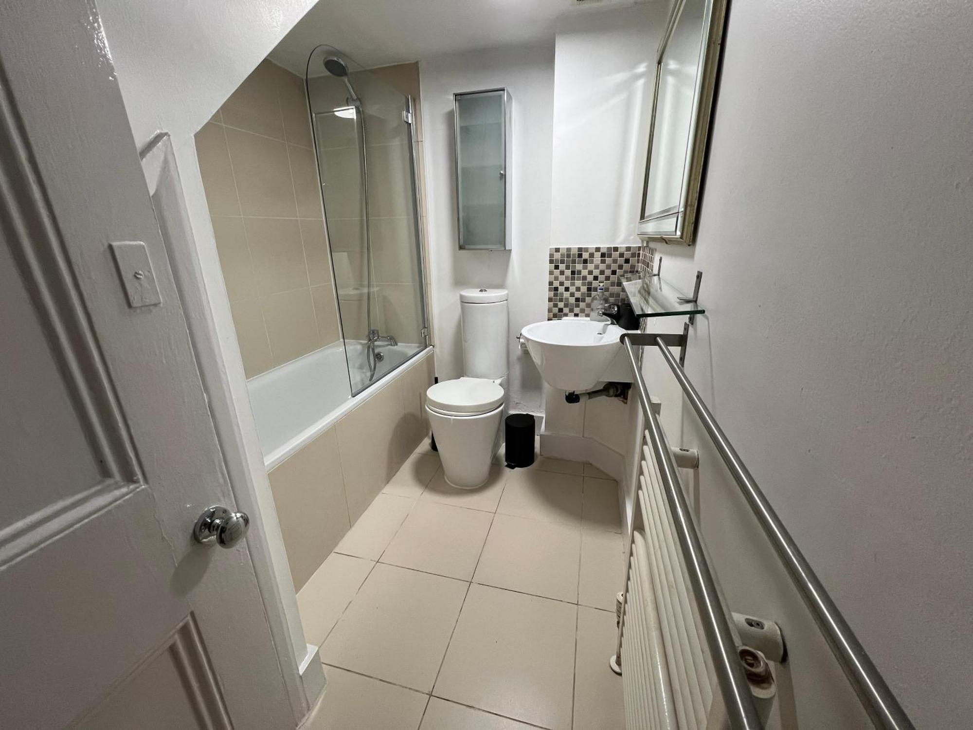 Fulham Tranquil 2bd King Bed With Parking & Gdn Appartamento *