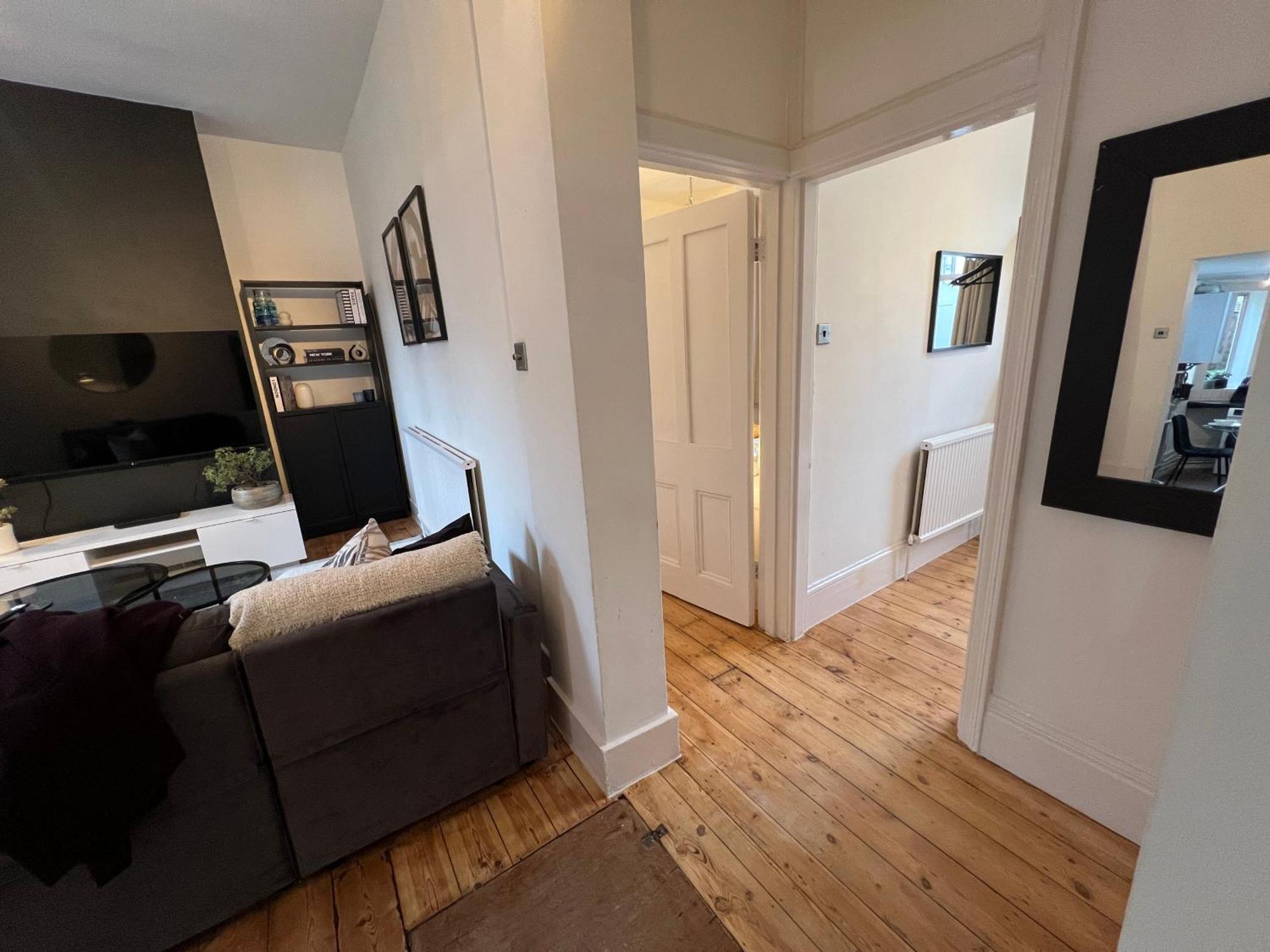 Fulham Tranquil 2bd King Bed With Parking & Gdn Appartamento