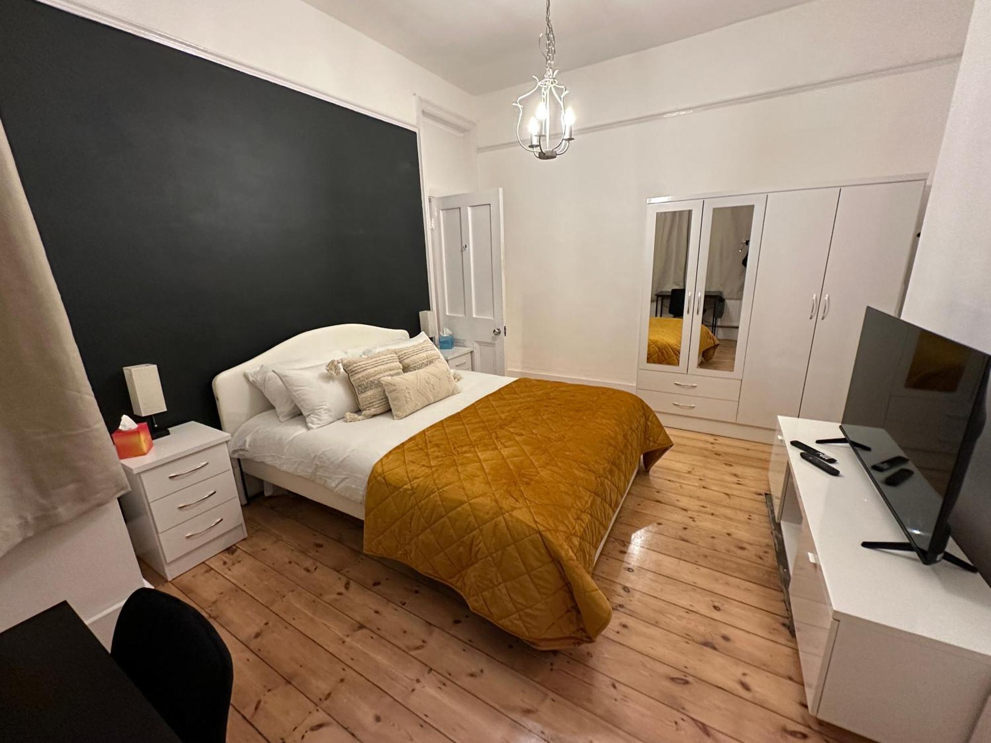 Fulham Tranquil 2bd King Bed With Parking & Gdn Appartamento